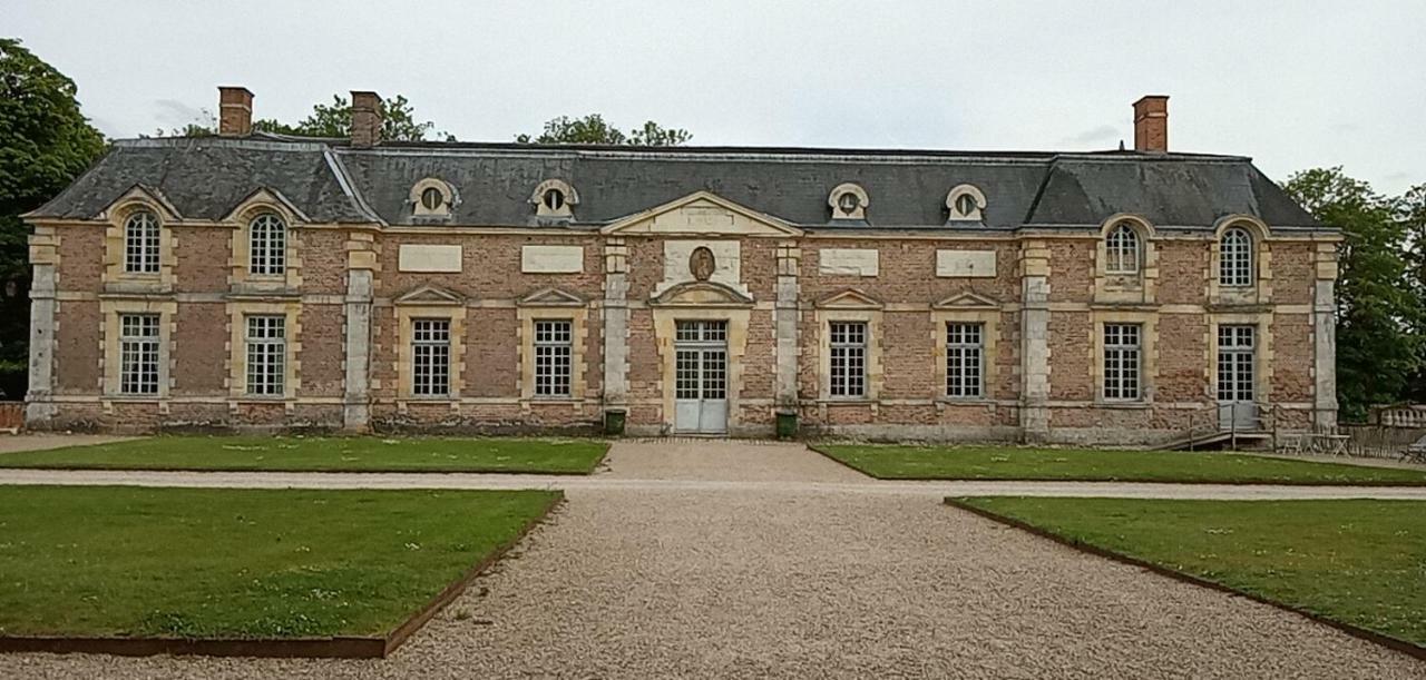 Chateau De La Ferte Saint Aubin Acomodação com café da manhã Exterior foto